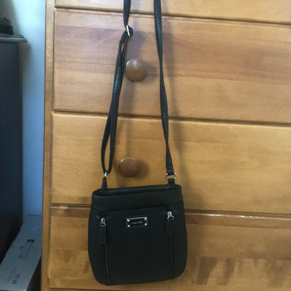 Nine West cross body purse - Picture 3 of 3